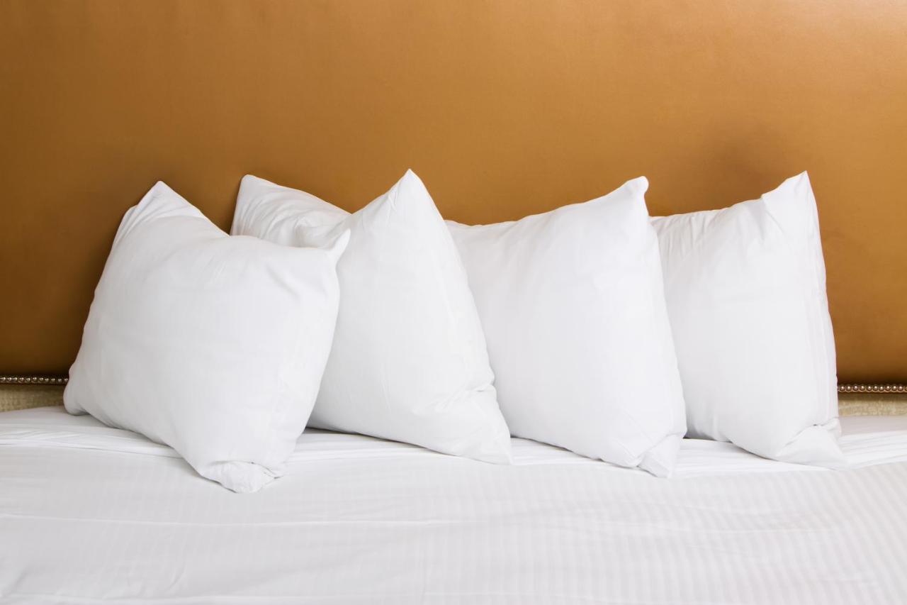 Hotels Gouverneur Montreal - Ile Charron Бушервил Екстериор снимка